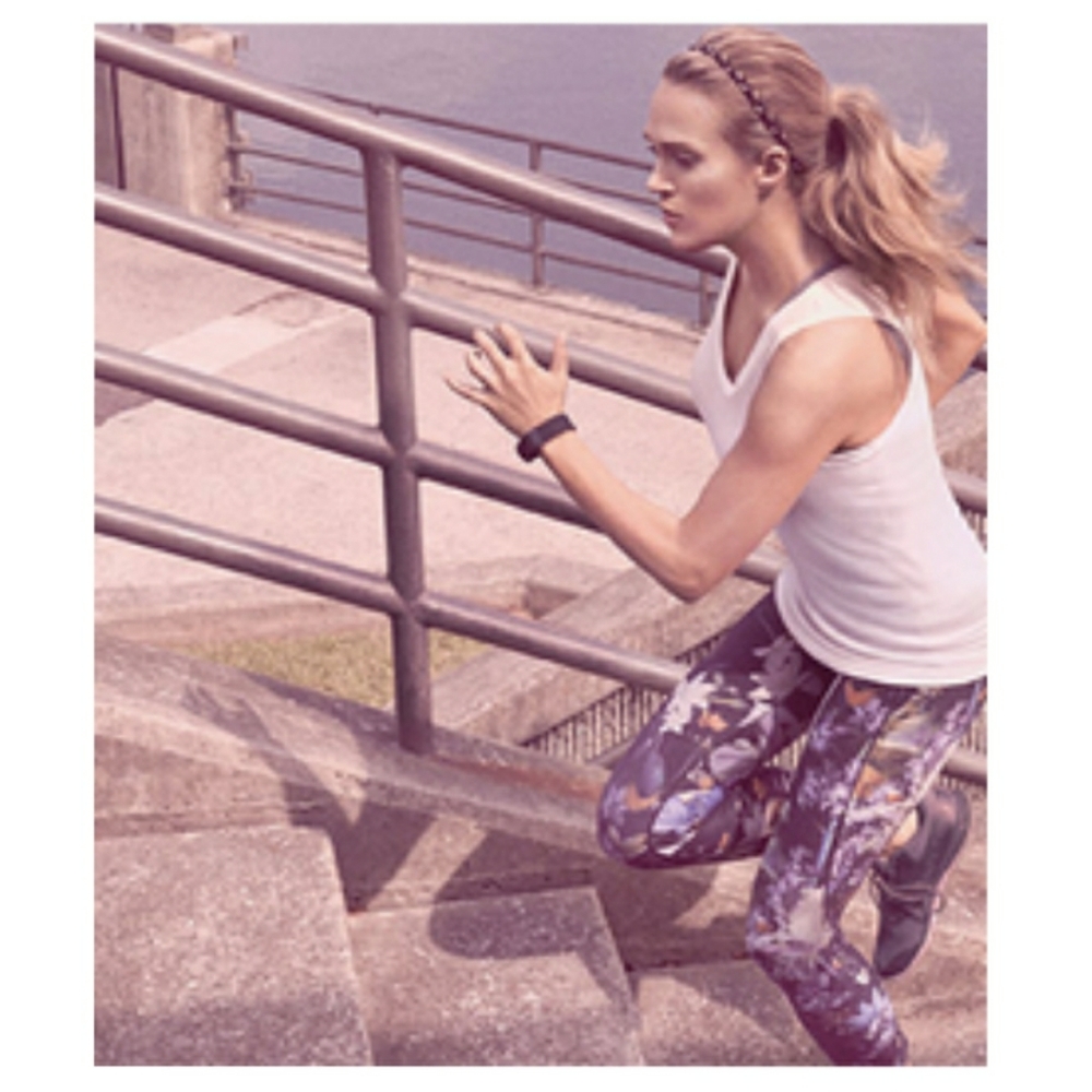 Carrie Underwood's CALIA Floral Capri Legging Sm